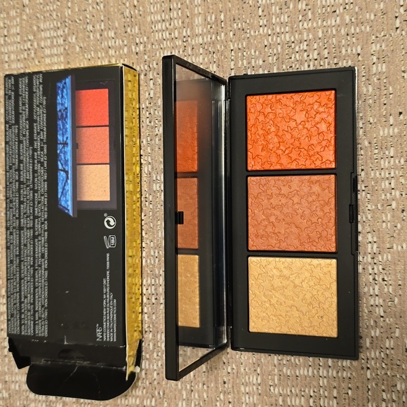 NARS "Hustle" Cheek Palette - Picture 2 of 3